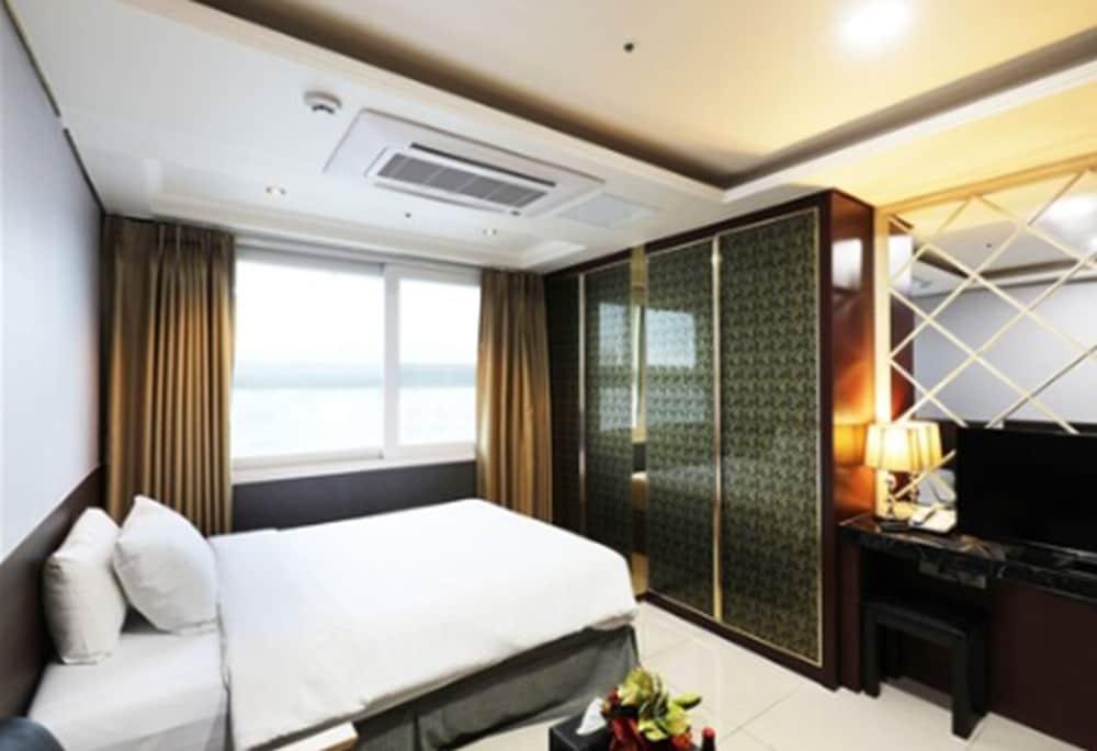 Intercity Seoul Hotel Екстериор снимка