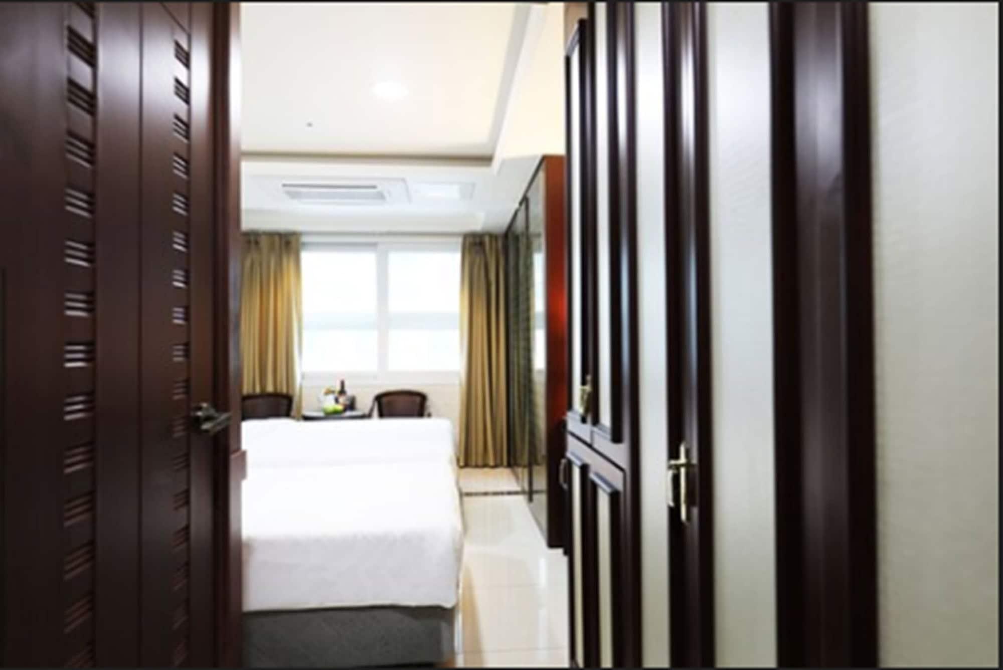 Intercity Seoul Hotel Екстериор снимка