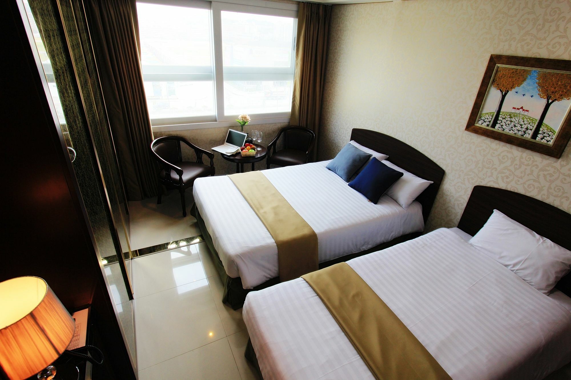 Intercity Seoul Hotel Екстериор снимка